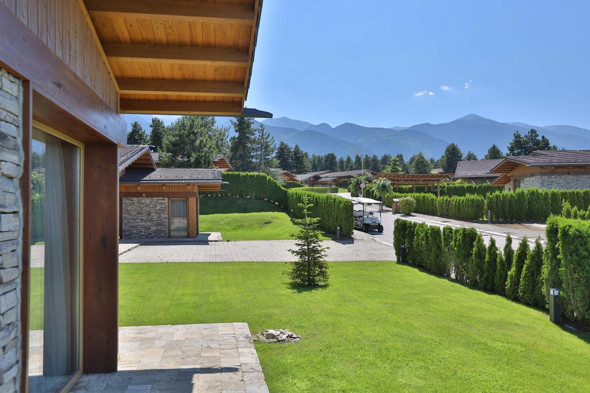 Luxury Chalets Pirin Golf & Country Club Бансько Екстер'єр фото