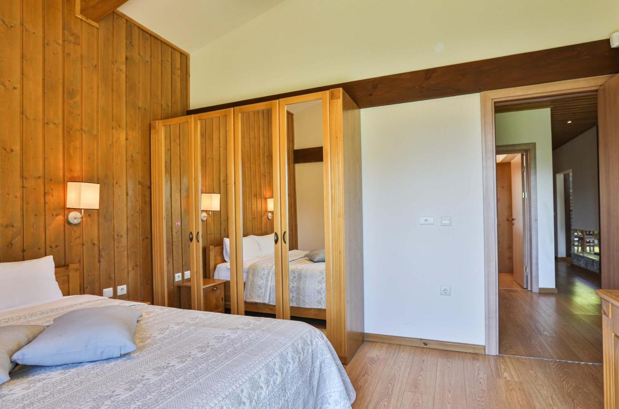 Luxury Chalets Pirin Golf & Country Club Бансько Номер фото